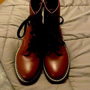 Steve Madden burgundy kicker combat boots NEW NEVER WORN!